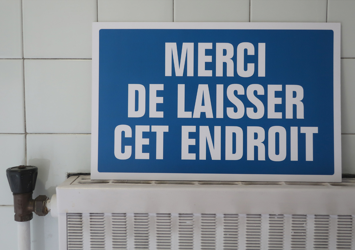 Affiche Merci De Laisser Cet Endroit Propre Humour antoine giard — merci de laisser cet endroit & la direction décline